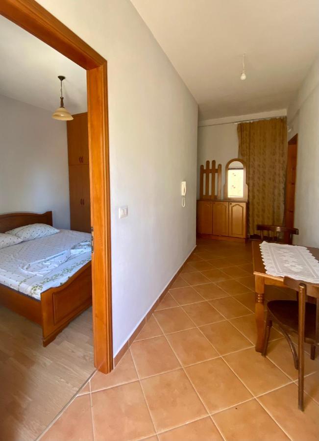 סרנדה Family Apartments מראה חיצוני תמונה