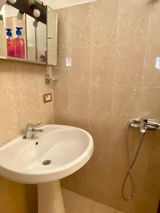סרנדה Family Apartments מראה חיצוני תמונה